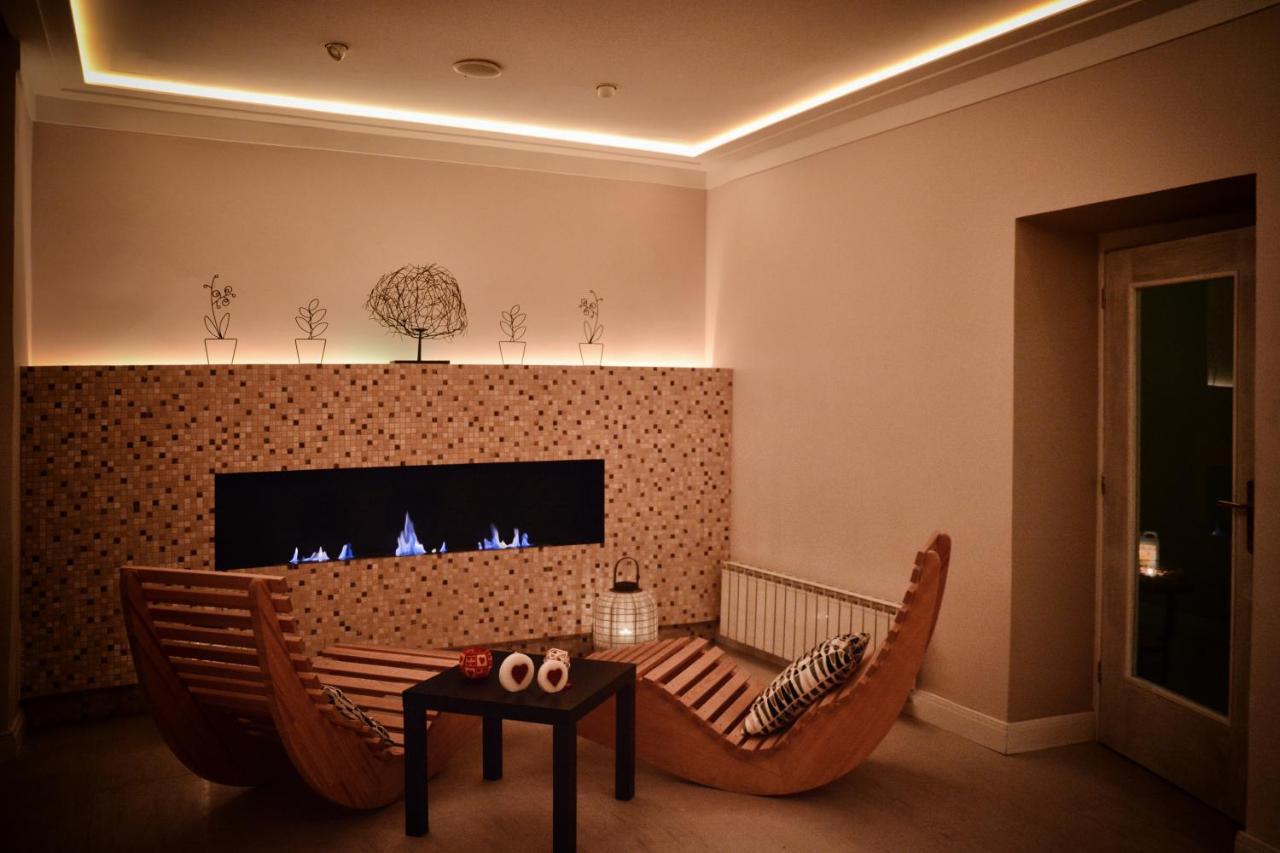 Hotel Touring Wellness & Beauty Ф'юджі Екстер'єр фото