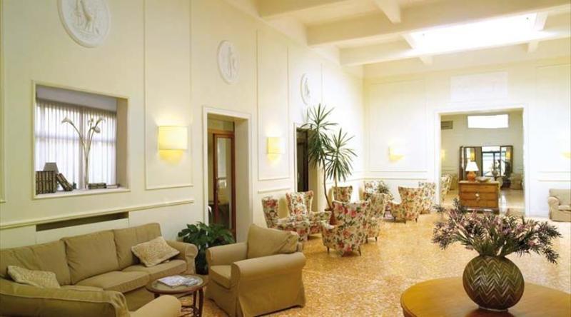 Hotel Touring Wellness & Beauty Ф'юджі Екстер'єр фото
